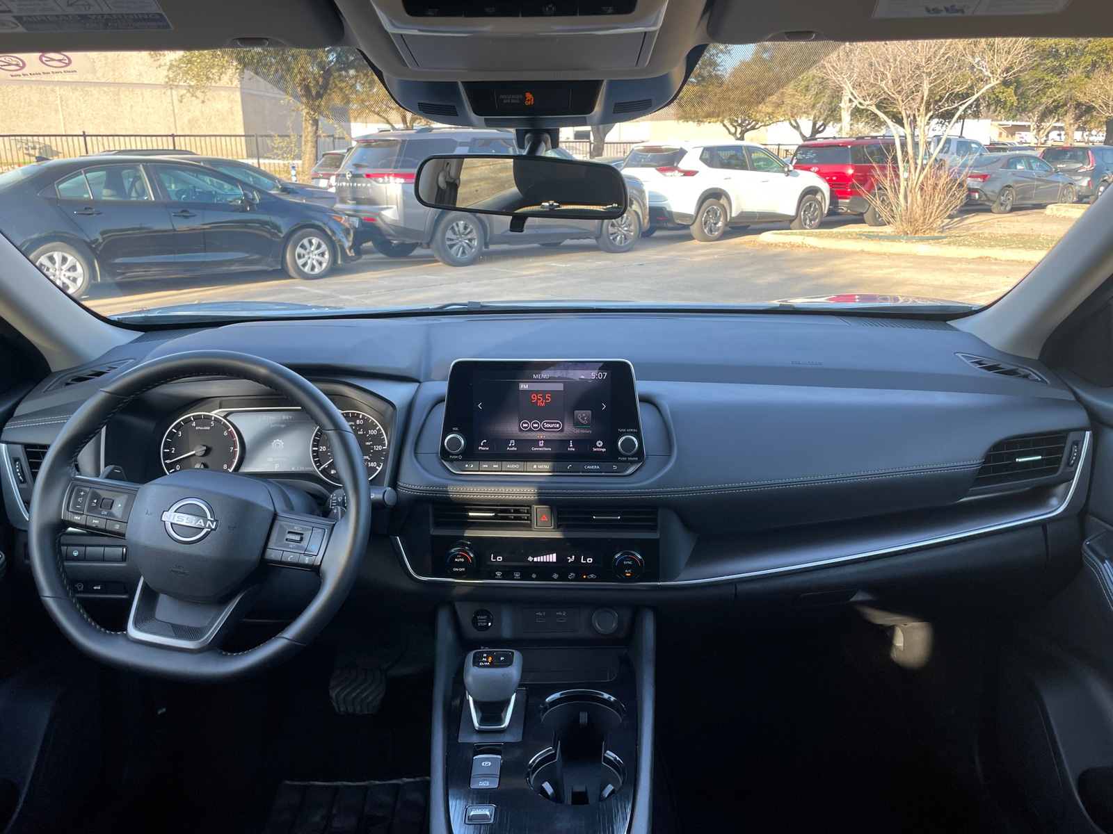 Thumbnail: 2025 Nissan Rogue - 3