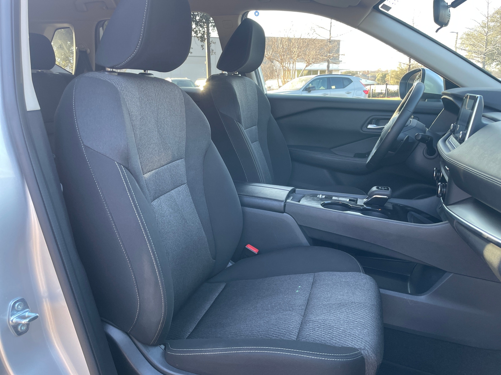 Thumbnail: 2025 Nissan Rogue - 2