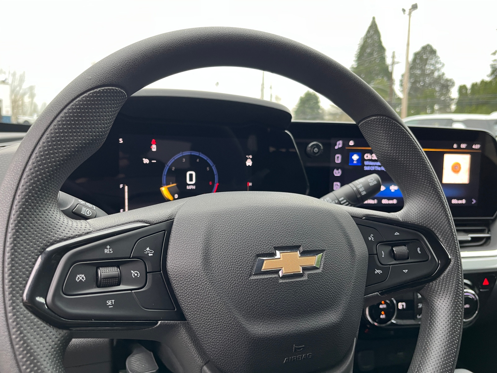 Thumbnail: 2025 Chevrolet Trax - 5