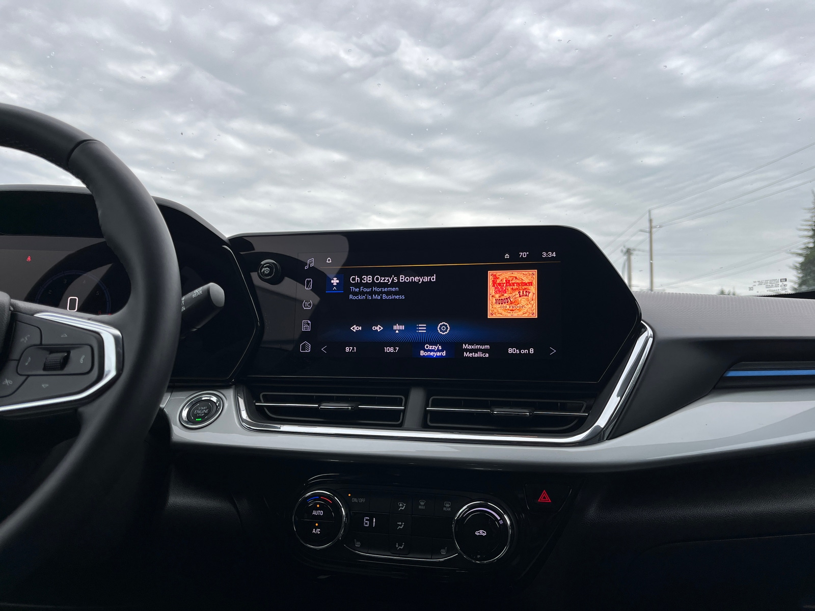 Thumbnail: 2025 Chevrolet Trax - 4