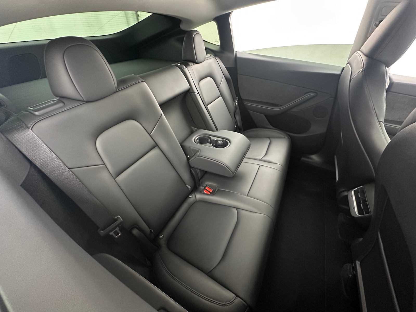 Thumbnail: 2025 Tesla Model Y - 5