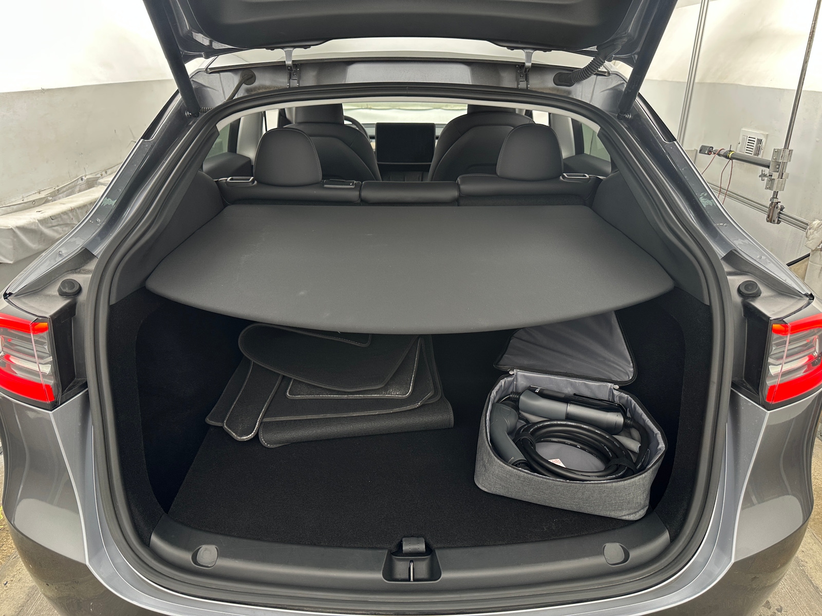 Thumbnail: 2025 Tesla Model Y - 6