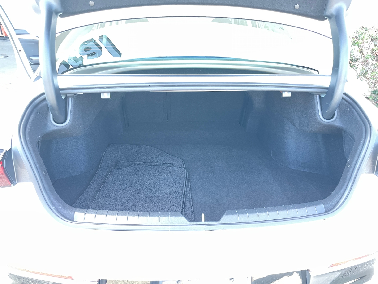 Thumbnail: 2025 Kia K5 - 6