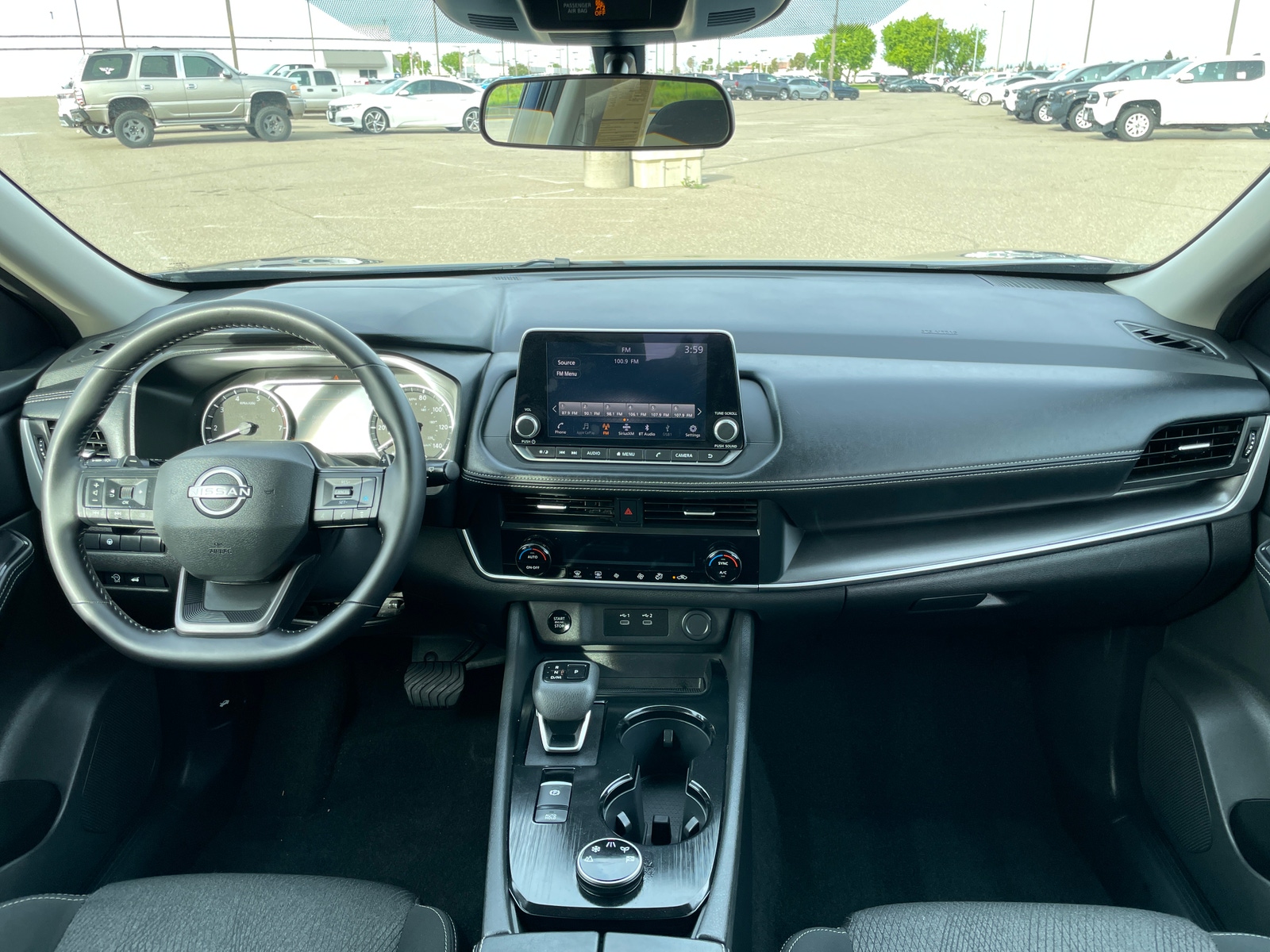 Thumbnail: 2025 Nissan Rogue - 3