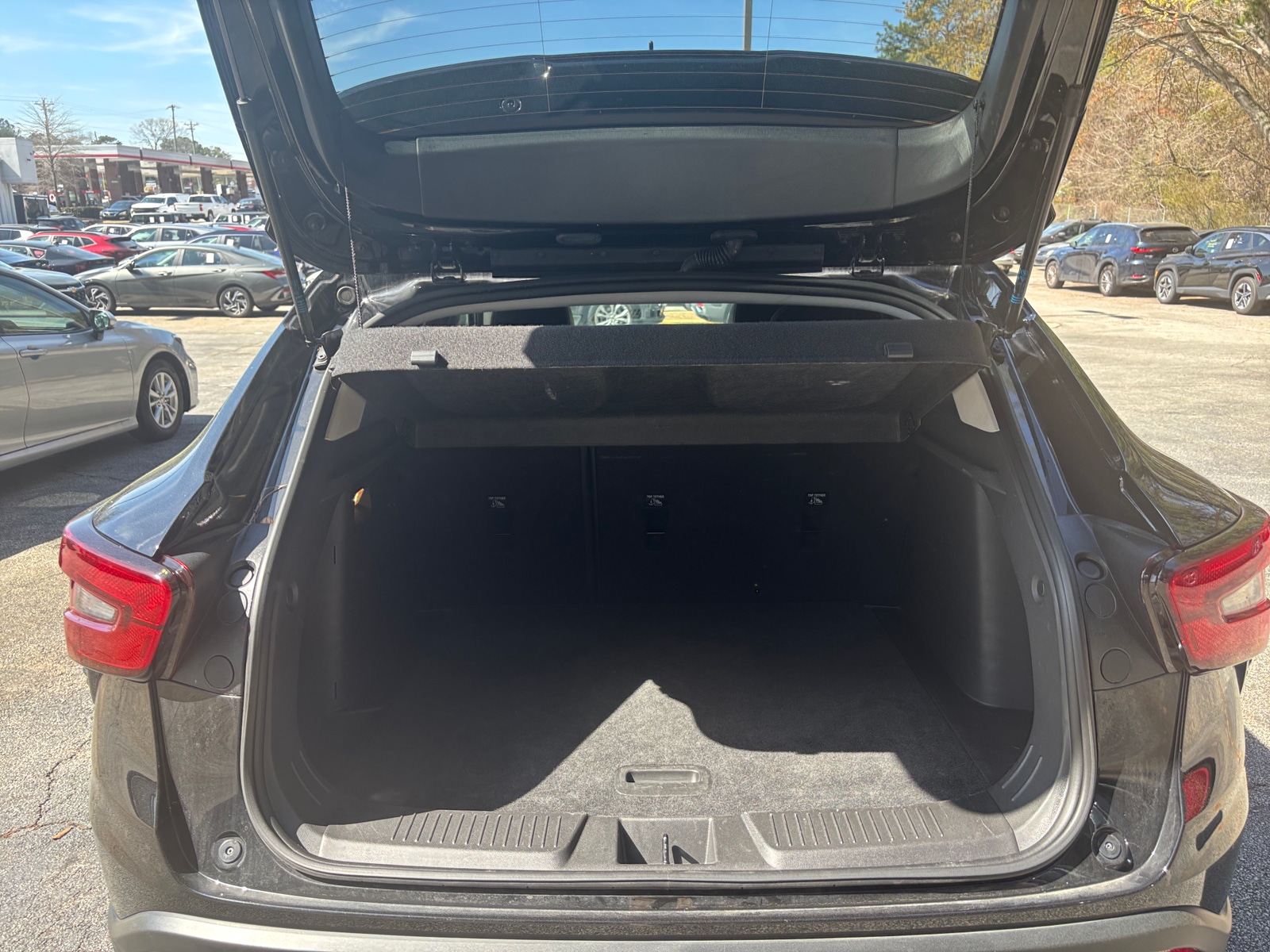 Thumbnail: 2025 Chevrolet Trax - 6