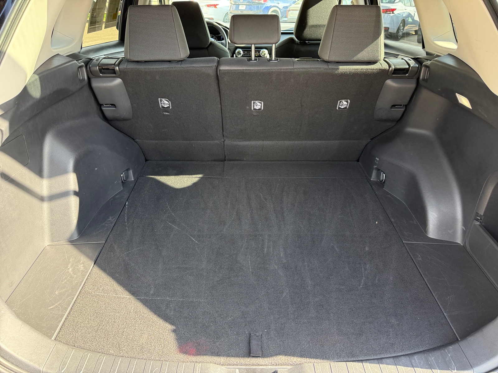 Thumbnail: 2025 Toyota RAV4 - 6