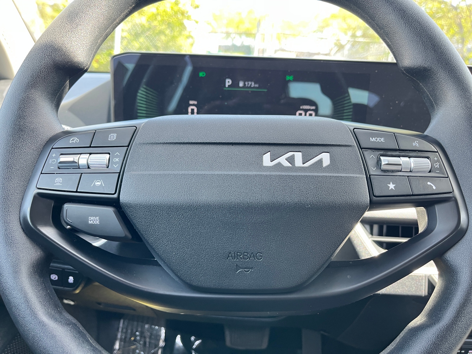 Thumbnail: 2025 Kia K4 - 5