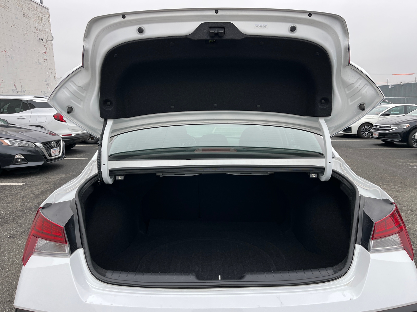 Thumbnail: 2025 Hyundai Elantra - 6