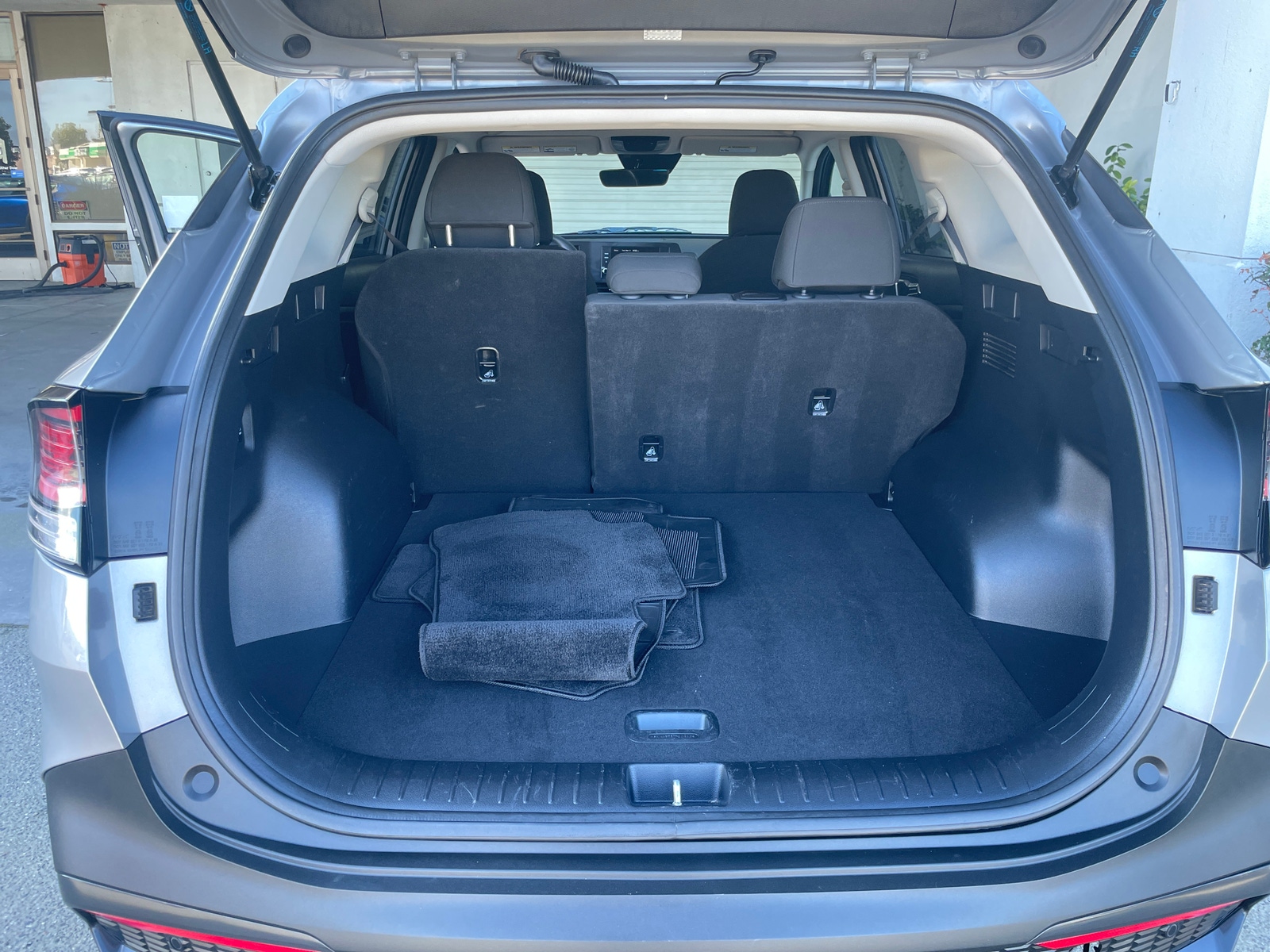 Thumbnail: 2025 Kia Sportage - 6