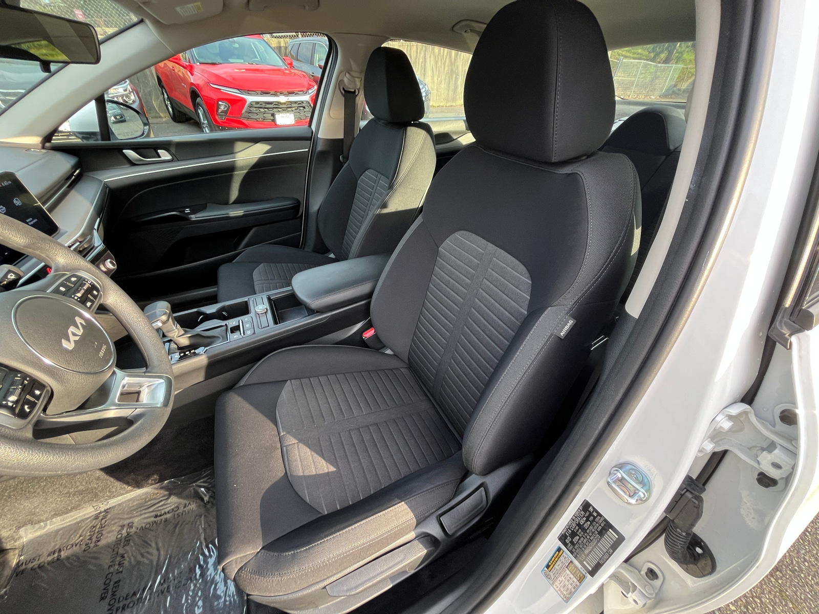 Thumbnail: 2025 Kia K5 - 2