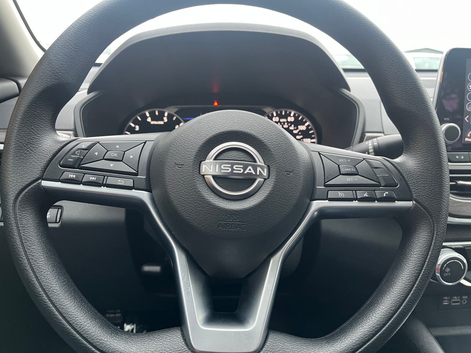 Thumbnail: 2025 Nissan Altima - 5