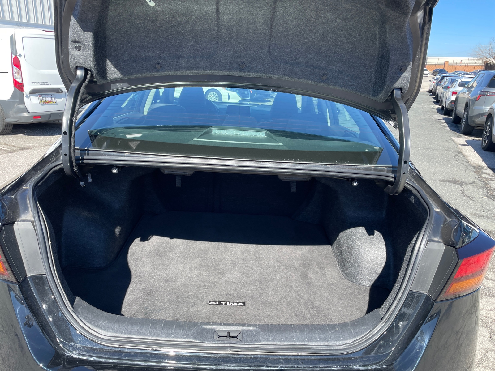 Thumbnail: 2025 Nissan Altima - 6