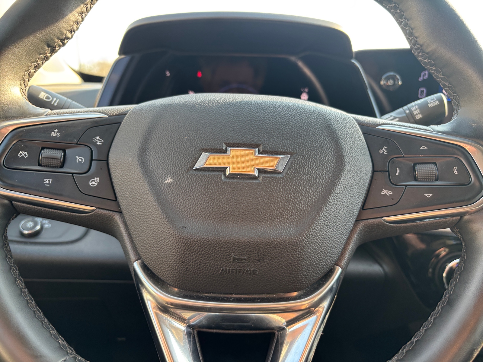 Thumbnail: 2025 Chevrolet Trax - 5