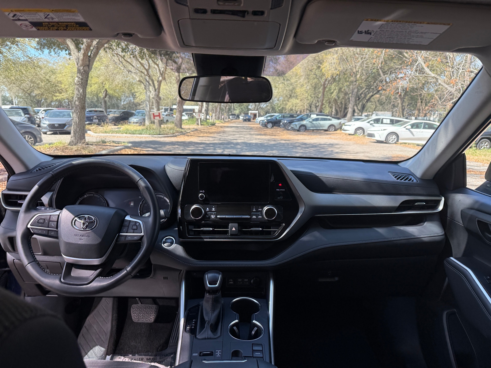 Thumbnail: 2025 Toyota Highlander - 3