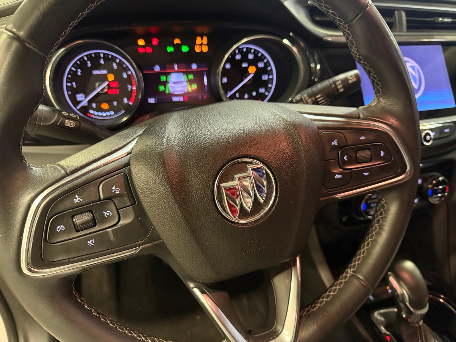 Thumbnail: 2022 Buick Encore GX - 5