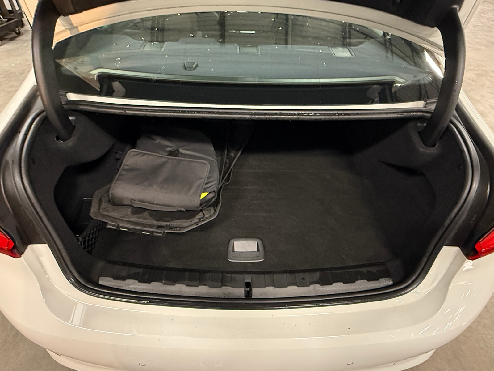 Thumbnail: 2021 BMW 3 Series - 6