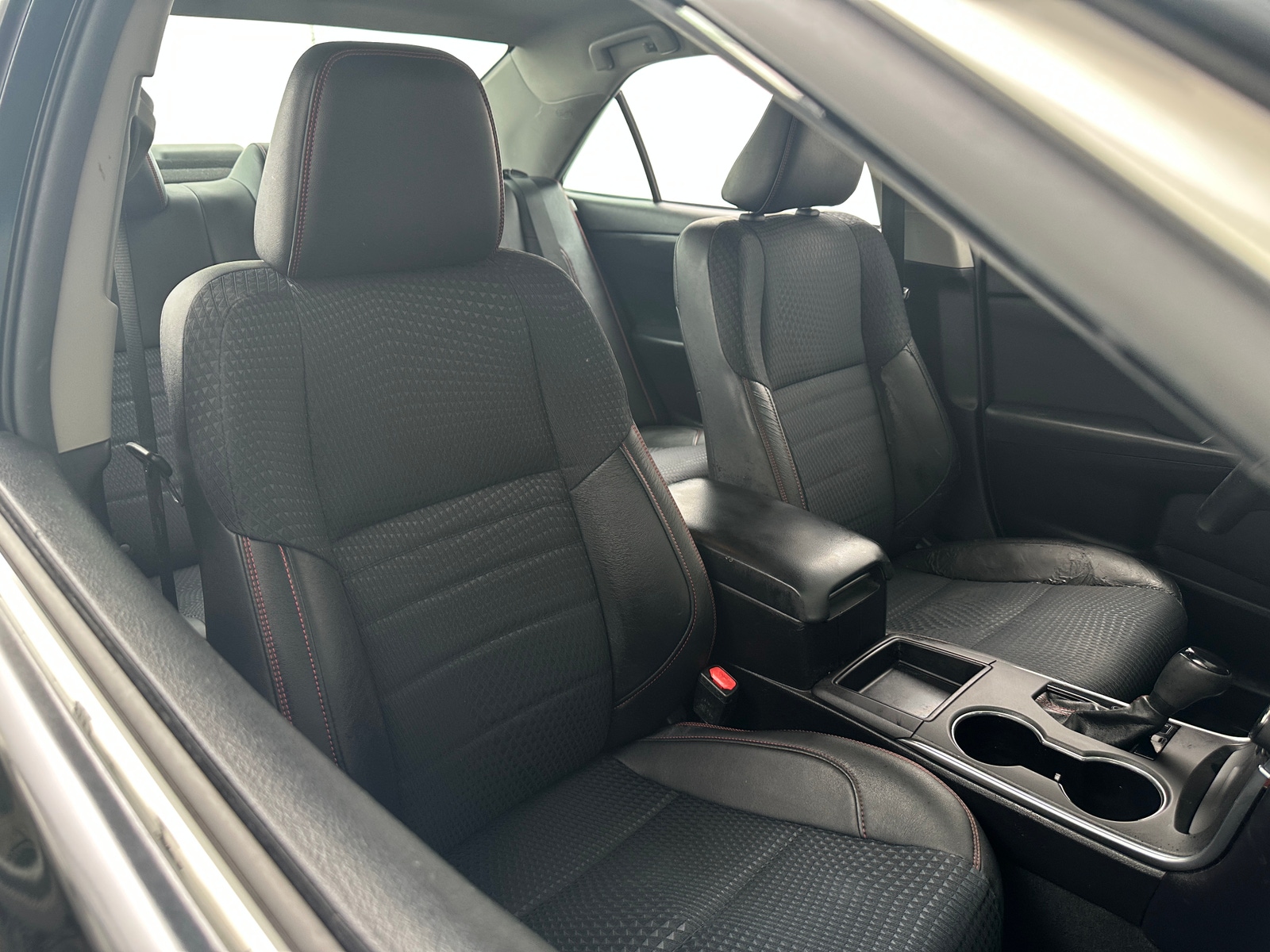 Thumbnail: 2015 Toyota Camry - 2