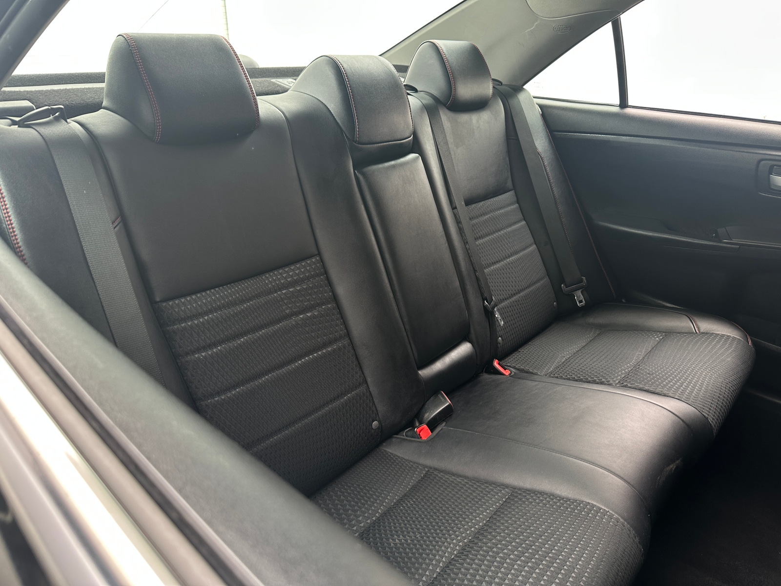 Thumbnail: 2015 Toyota Camry - 6