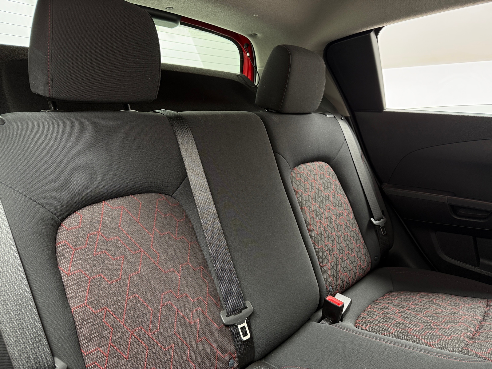 Thumbnail: 2018 Chevrolet Sonic - 6