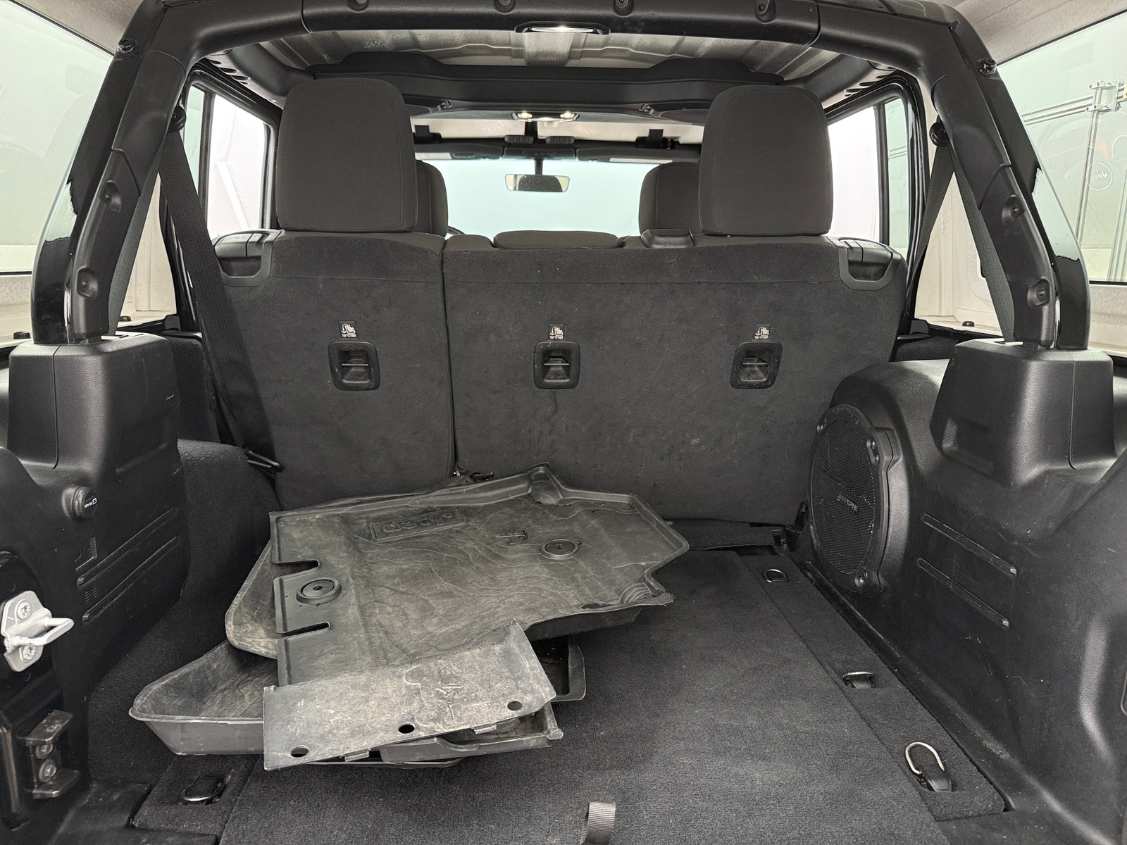 Thumbnail: 2020 Jeep Wrangler - 7