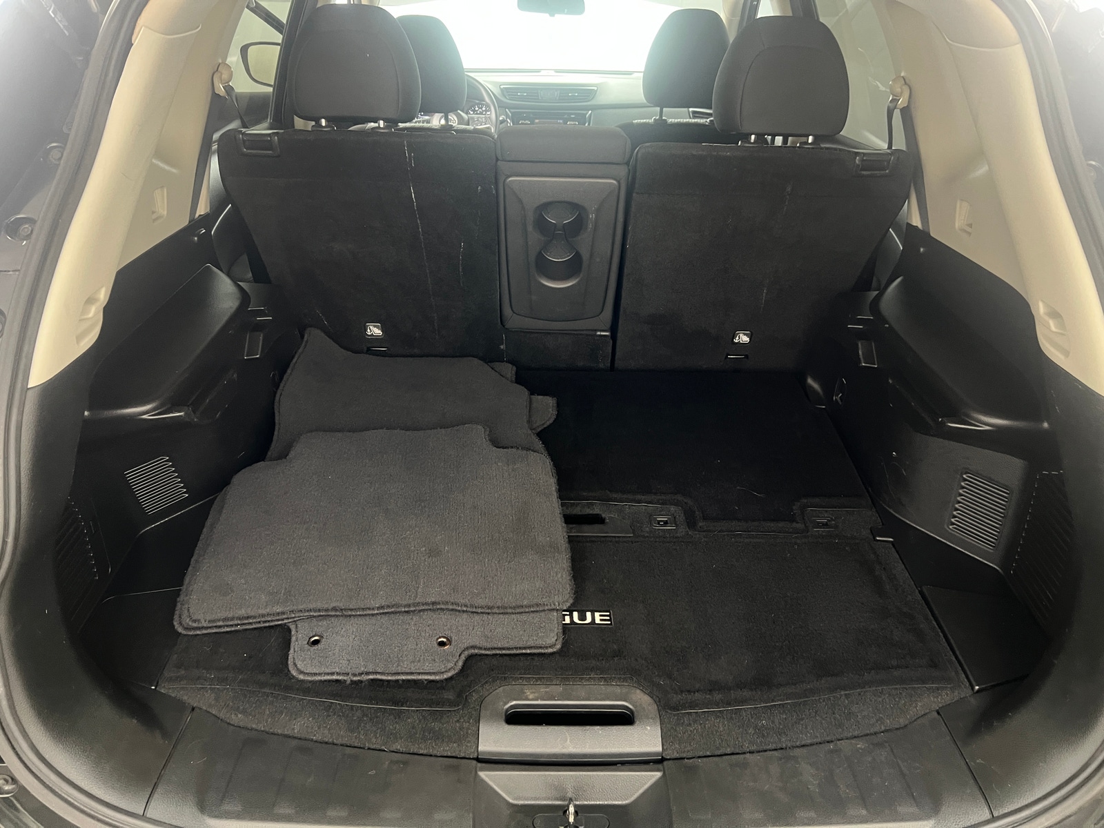 Thumbnail: 2017 Nissan Rogue - 7