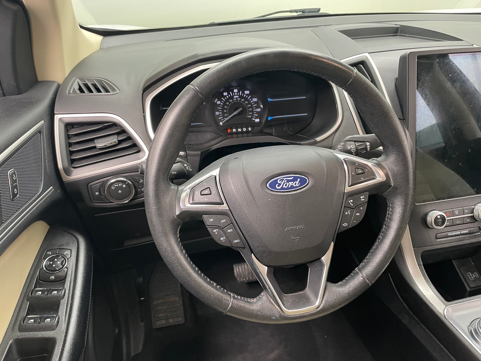 Thumbnail: 2021 Ford Edge - 5