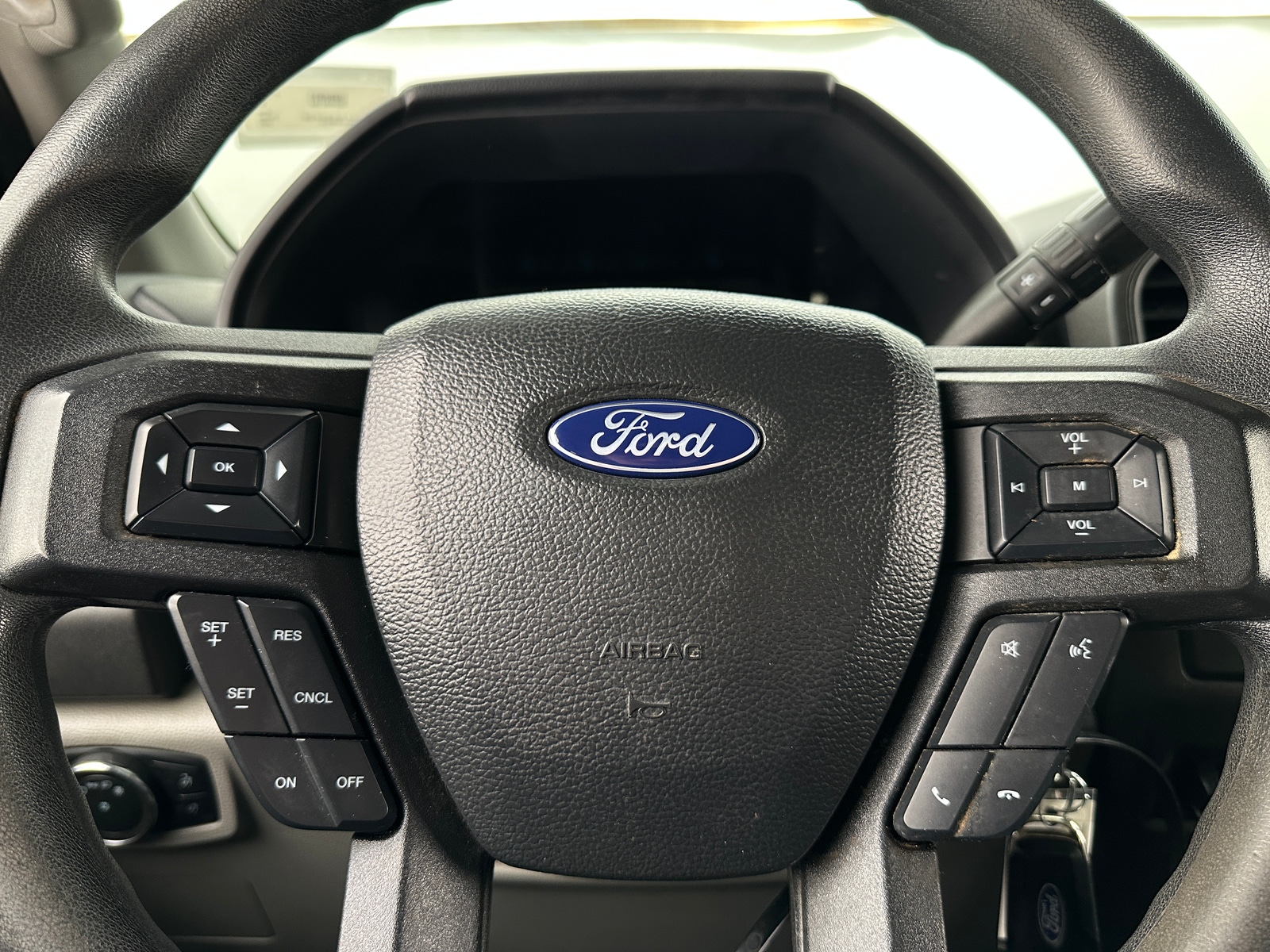 Thumbnail: 2022 Ford Econoline - 5