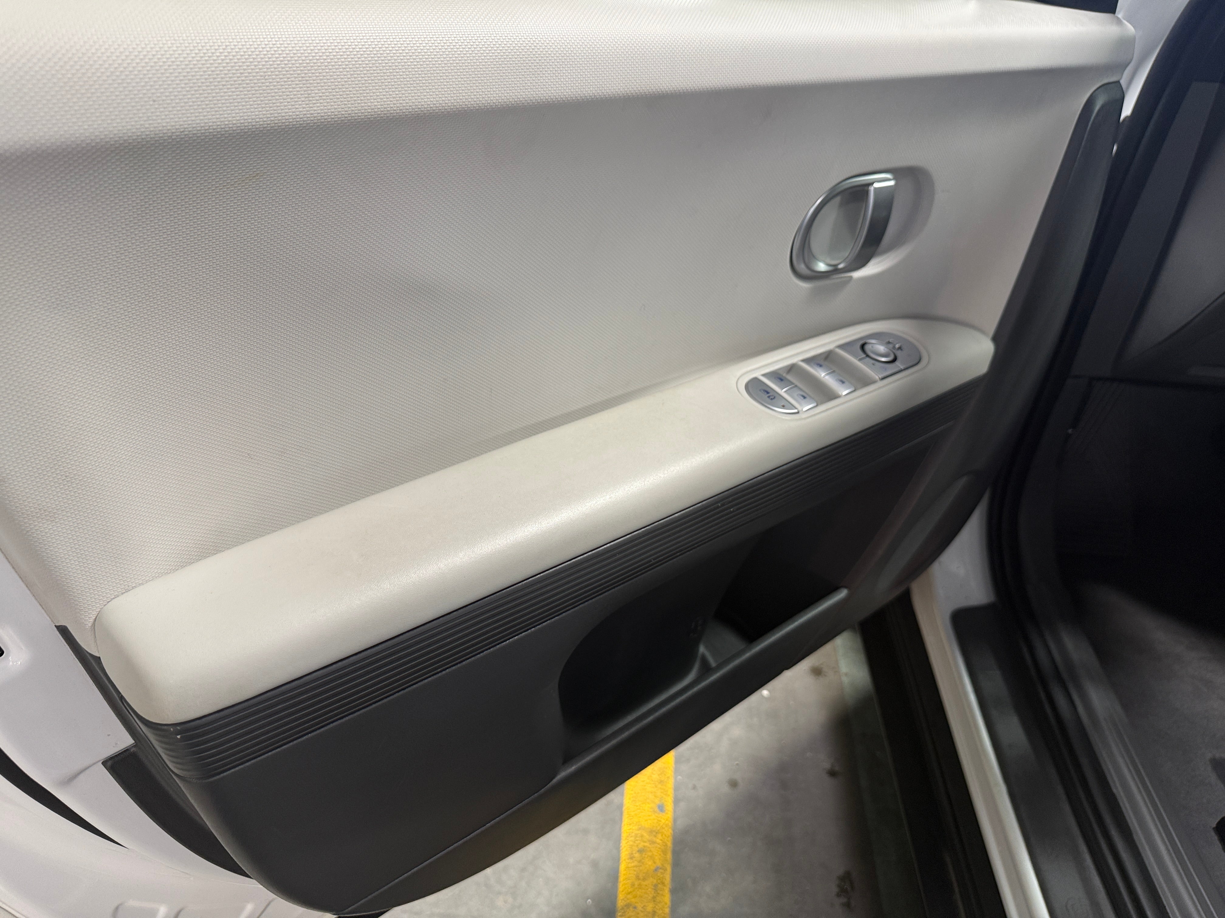 2022 Hyundai IONIQ 5 SE