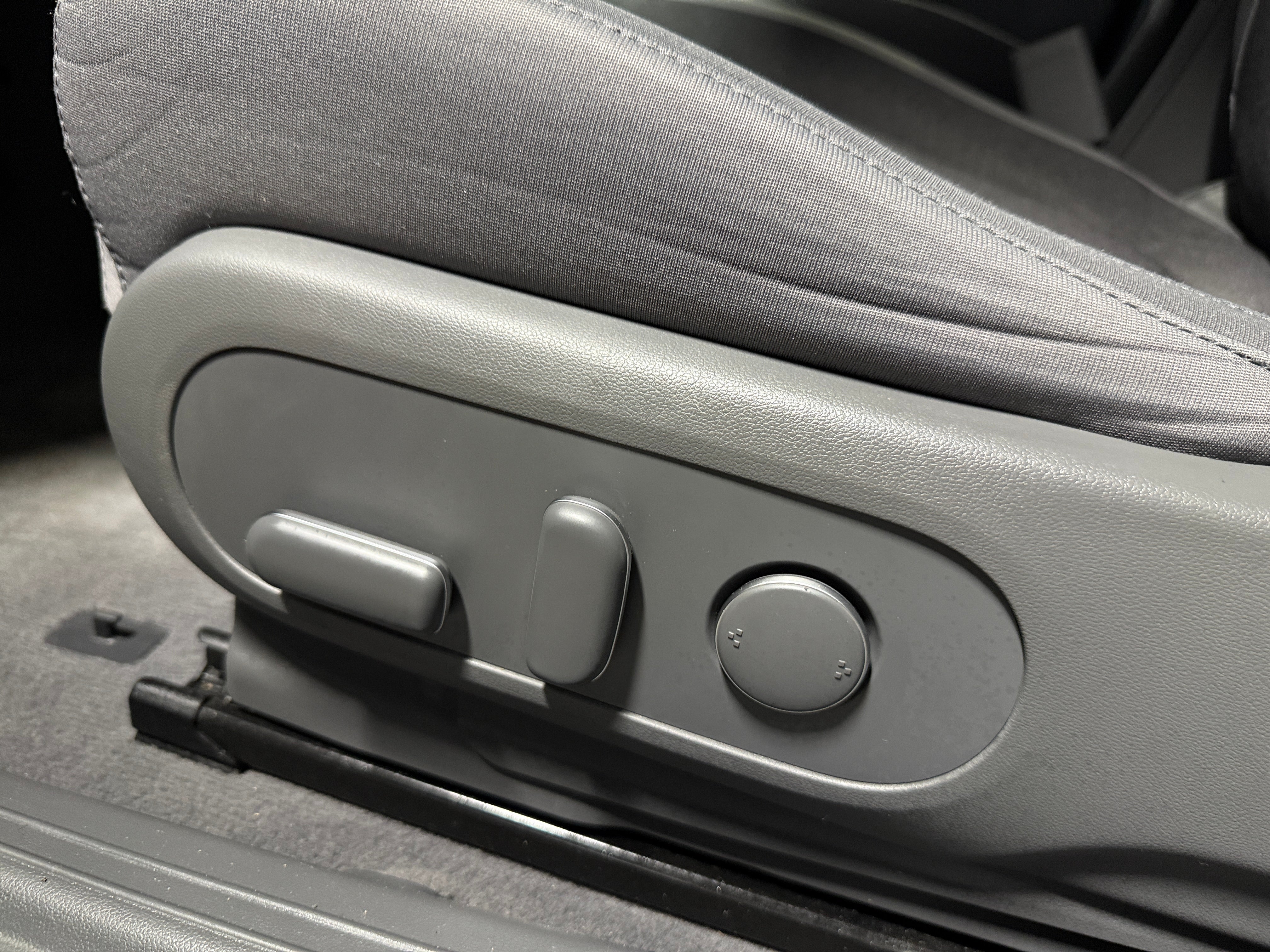 Used 2022 Hyundai IONIQ 5 SE with VIN KM8KMDAF8NU090551 for sale in Auburn, WA