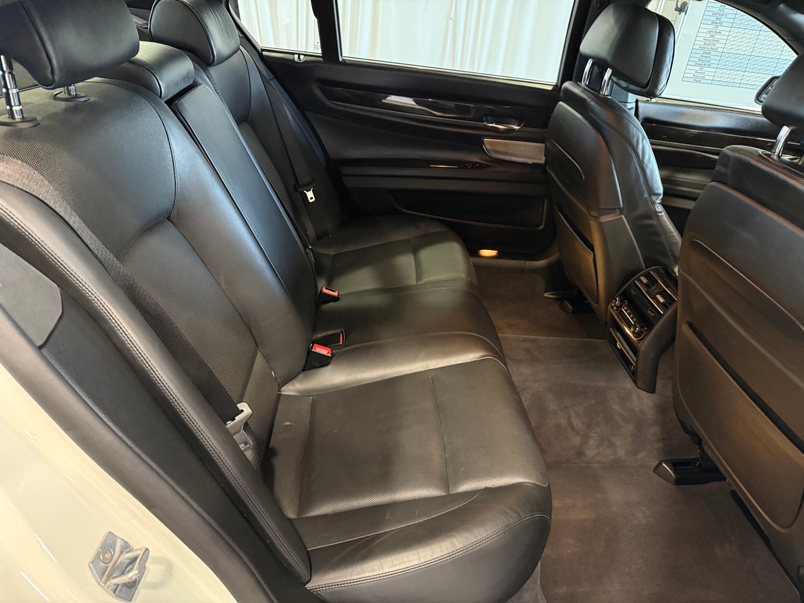 Thumbnail: 2015 BMW 7 Series - 5