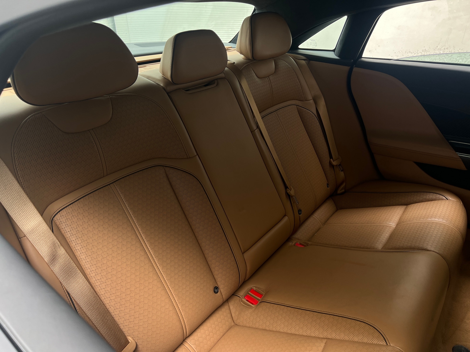 Thumbnail: 2022 Lucid Air - 5