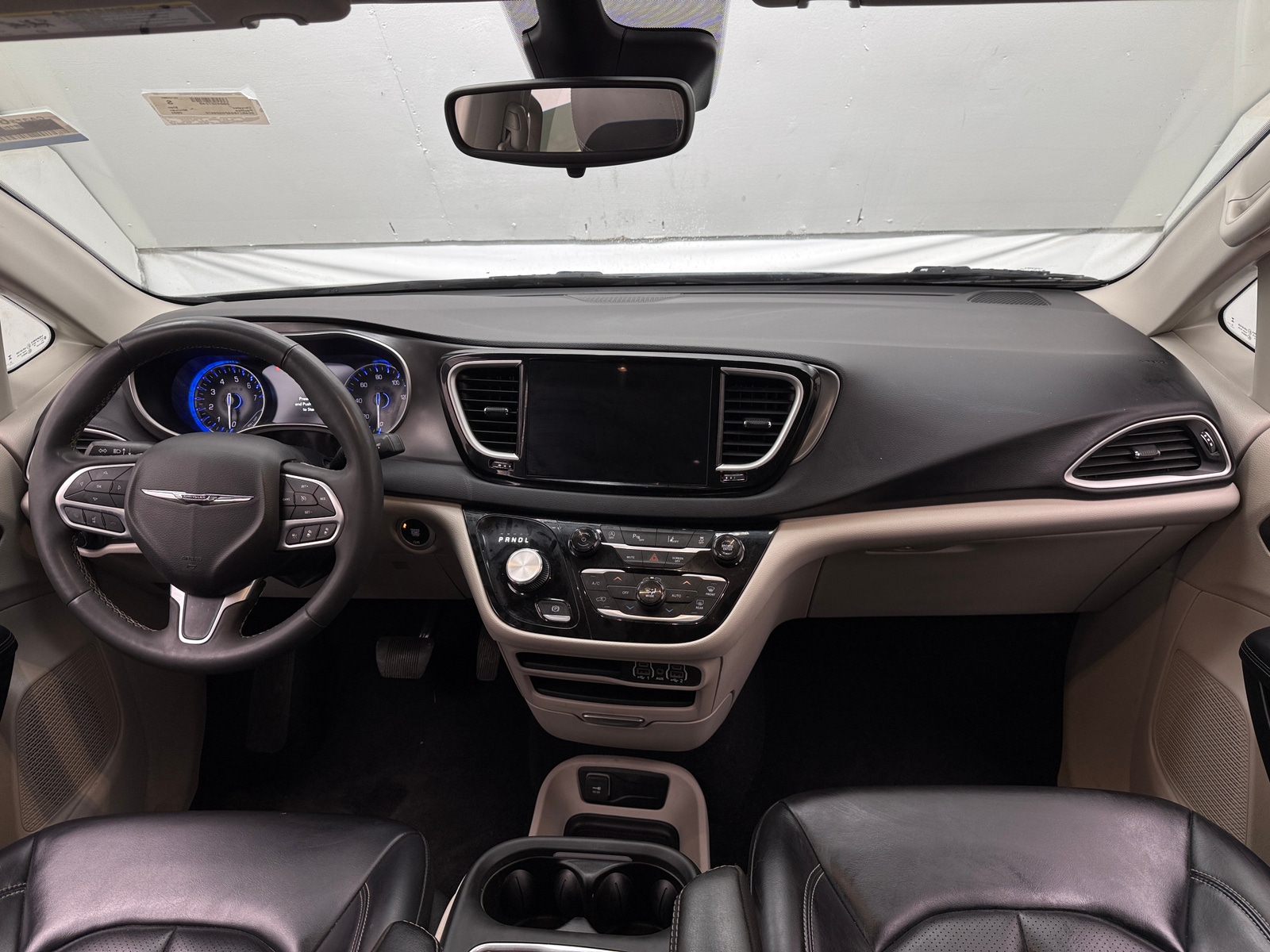 Thumbnail: 2023 Chrysler Pacifica - 2