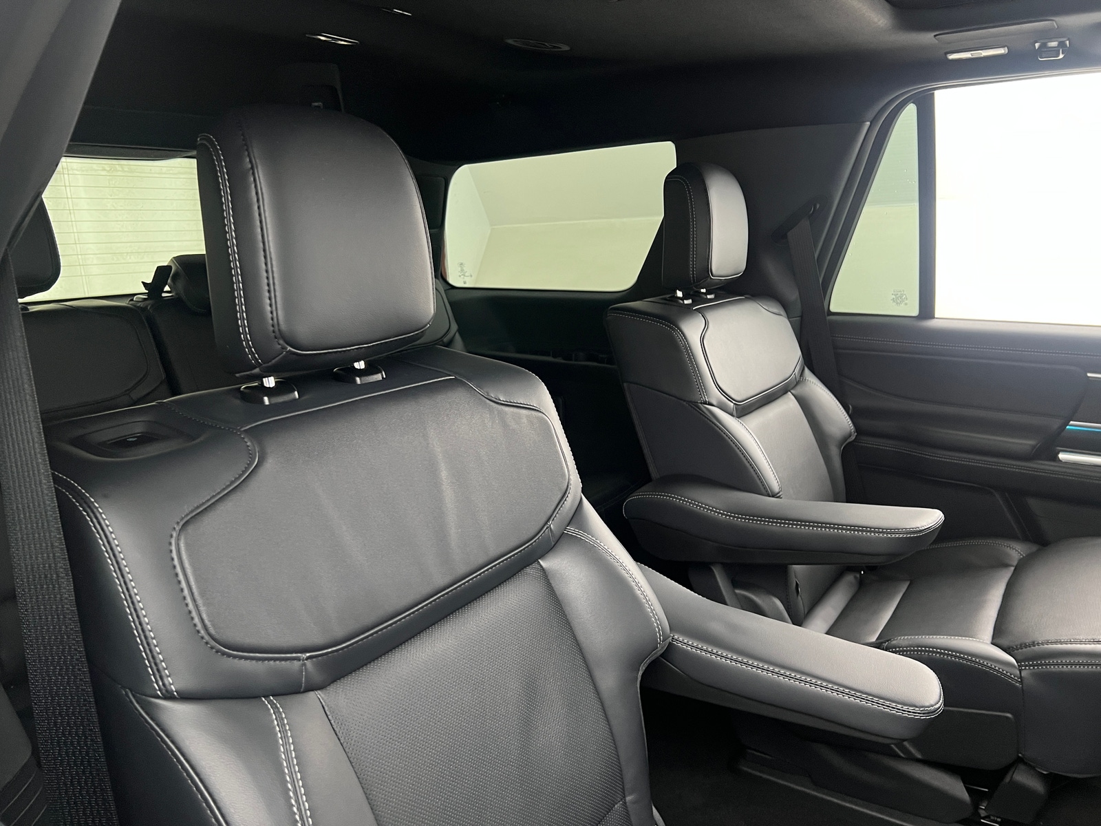 Thumbnail: 2025 Ford Expedition - 5