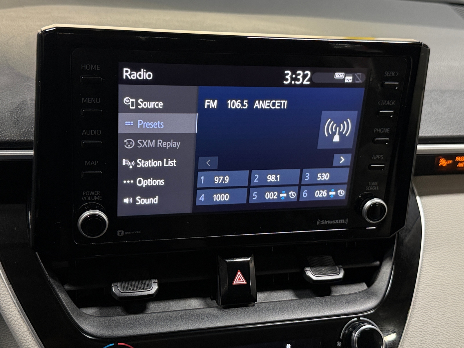 Thumbnail: 2022 Toyota Corolla - 4