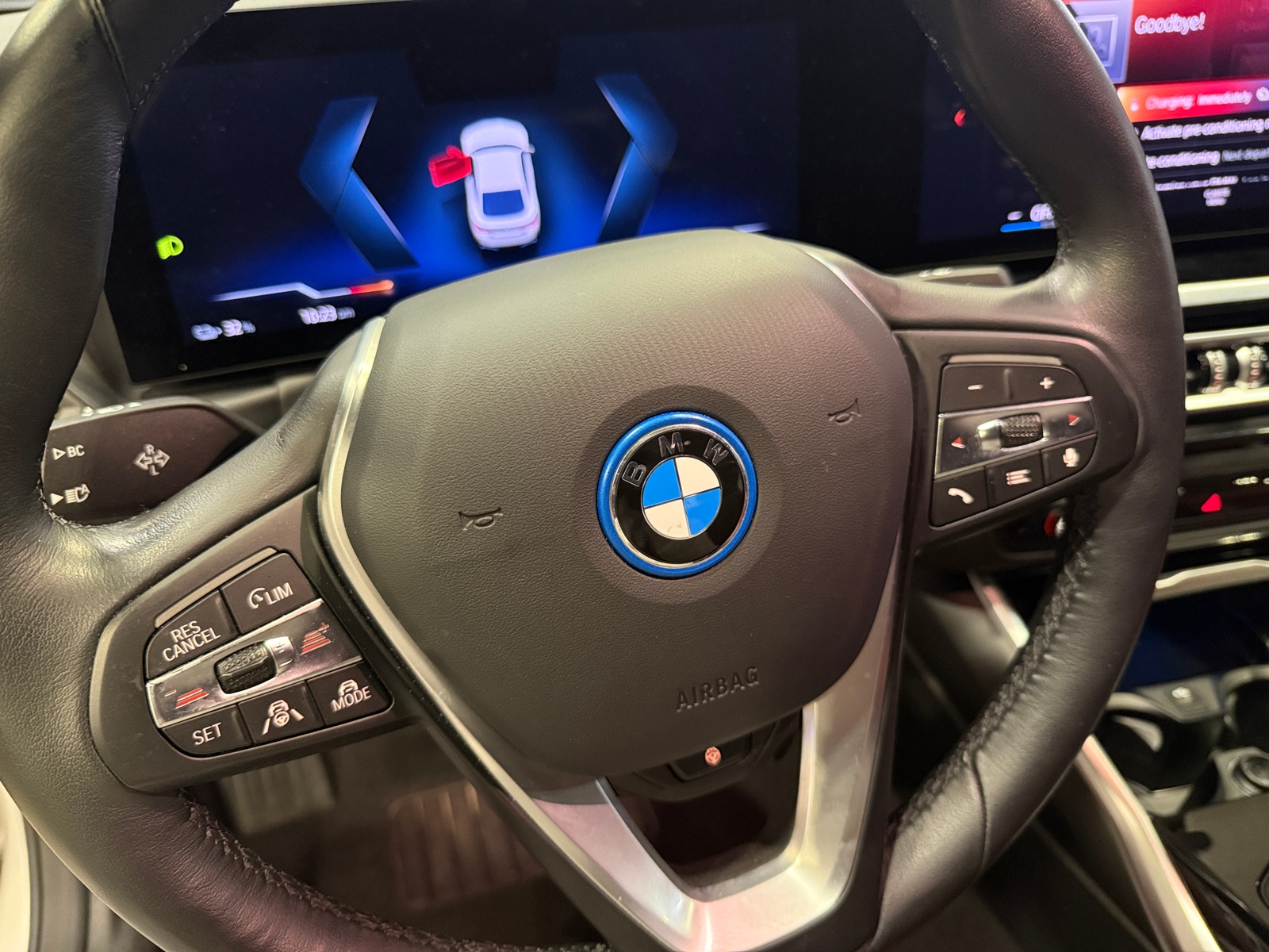 Thumbnail: 2023 BMW i4 - 4