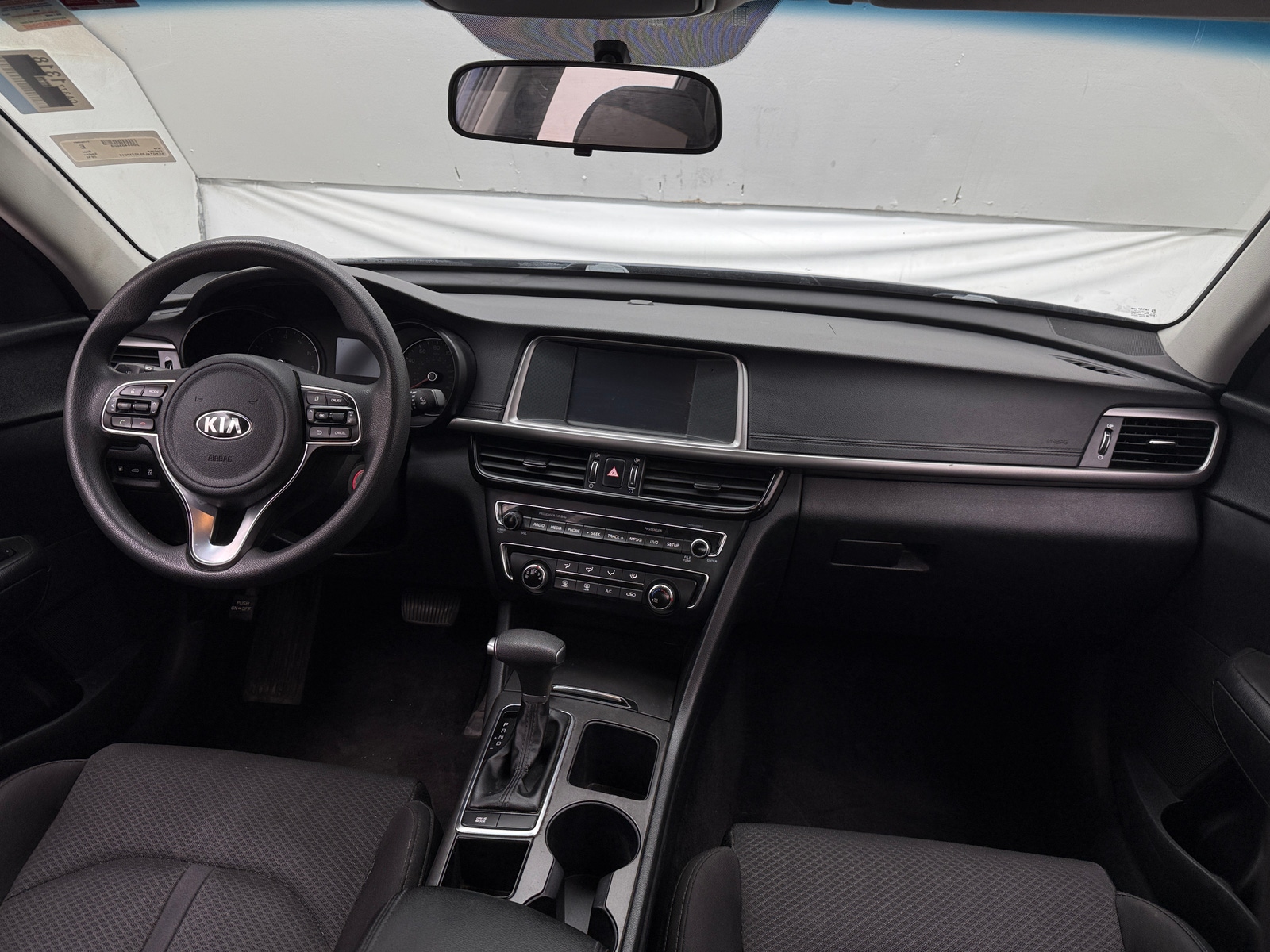 Thumbnail: 2018 Kia Optima - 3