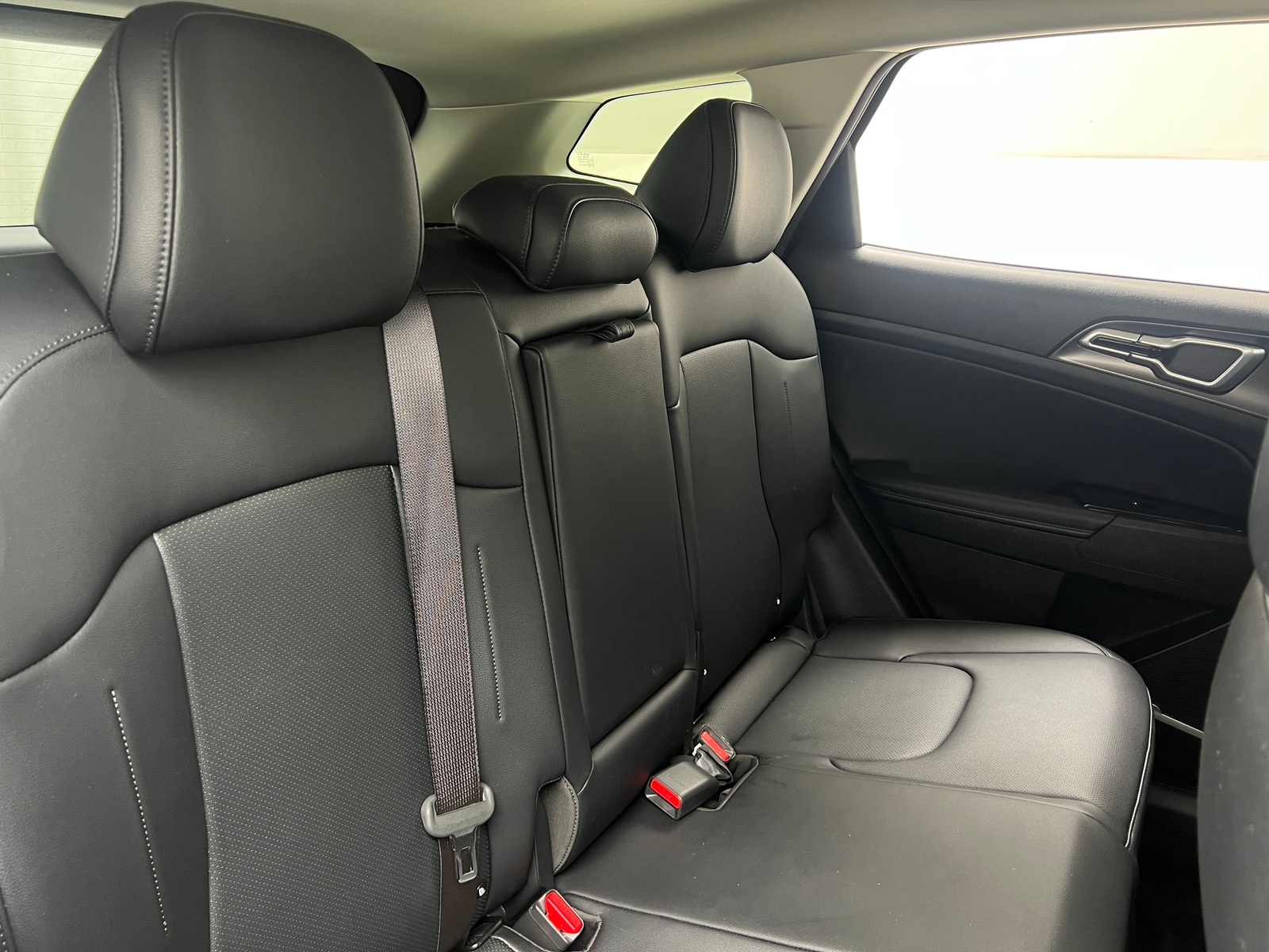 Thumbnail: 2025 Kia Sportage - 5