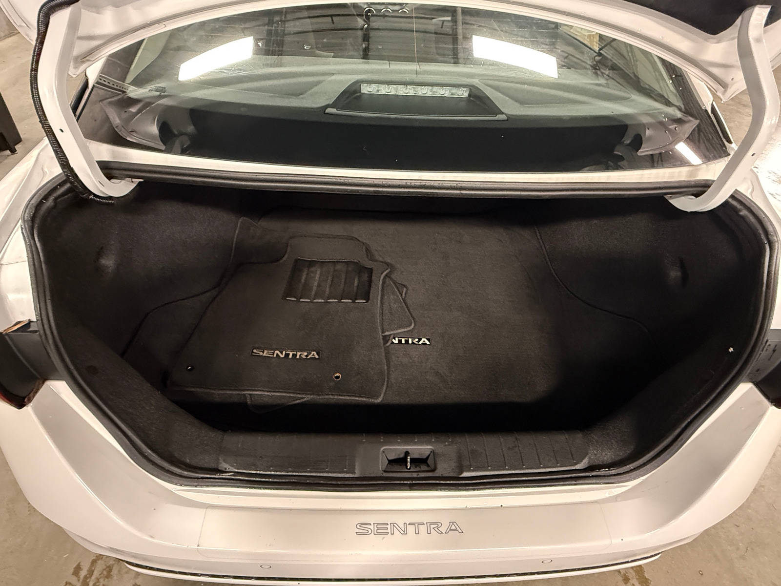 Thumbnail: 2023 Nissan Sentra - 7