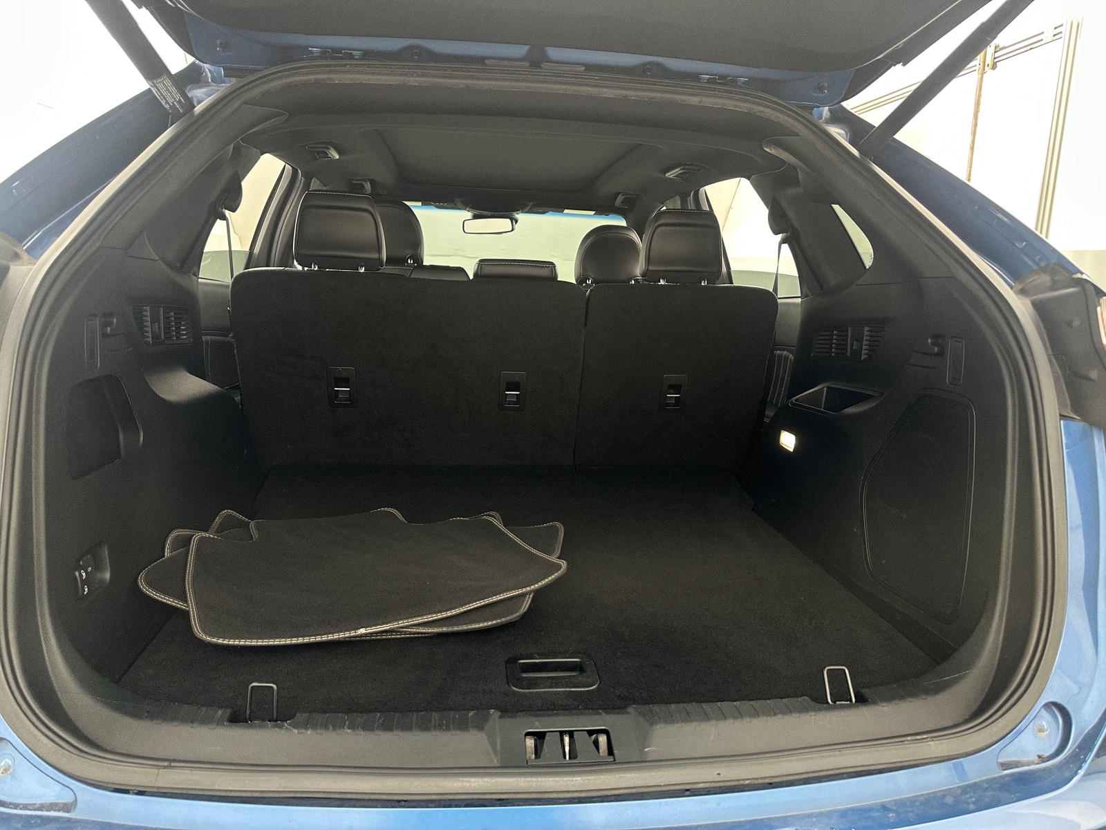 Thumbnail: 2019 Ford Edge - 6