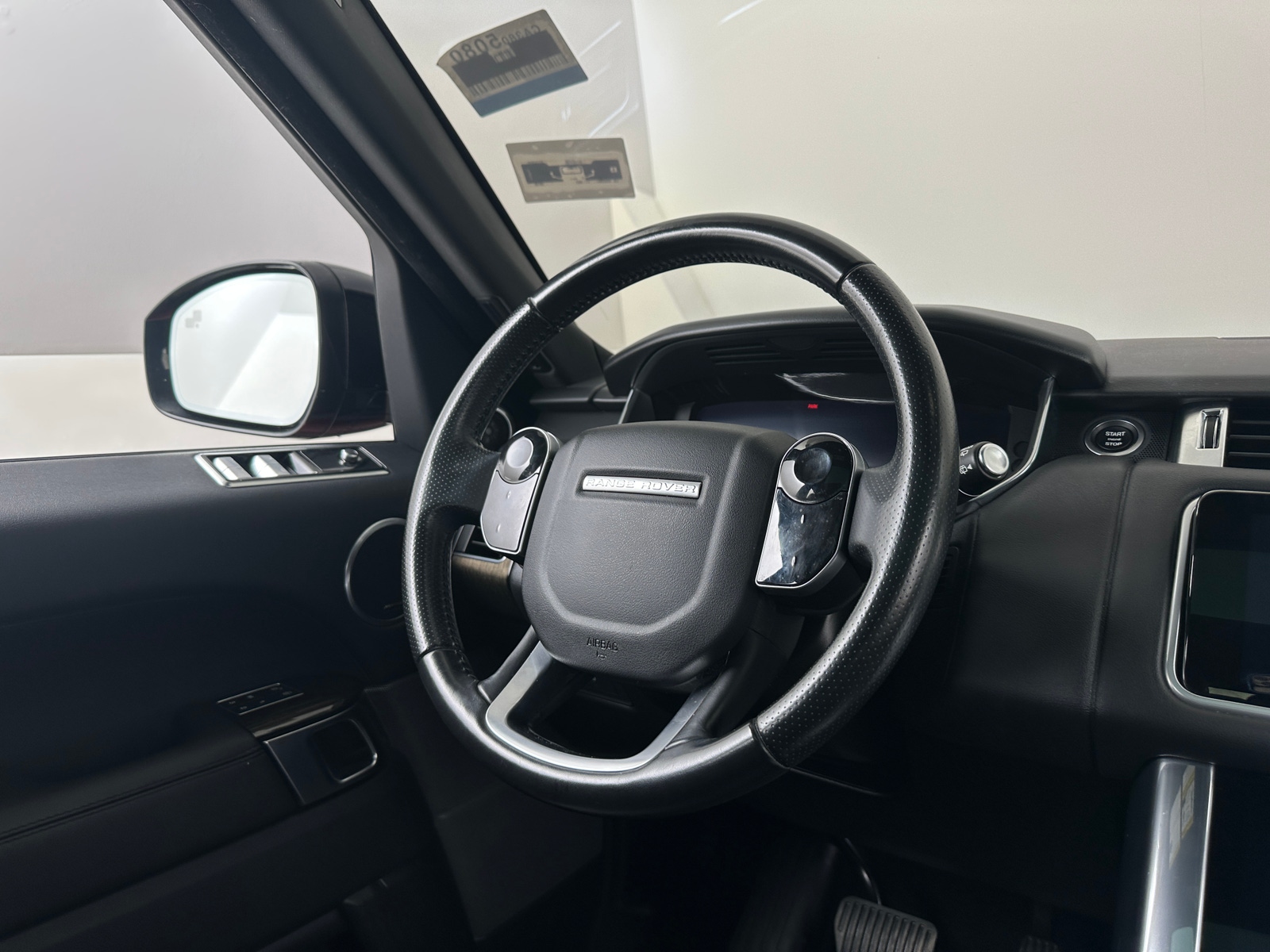 Thumbnail: 2018 Land Rover Range Rover Sport - 4