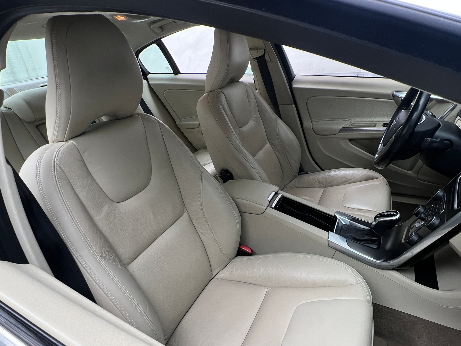 Thumbnail: 2014 Volvo S60 - 2