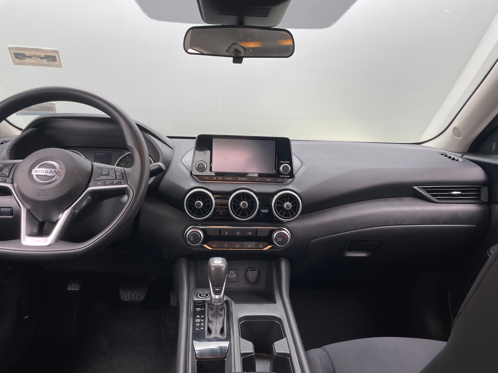 Thumbnail: 2023 Nissan Sentra - 3