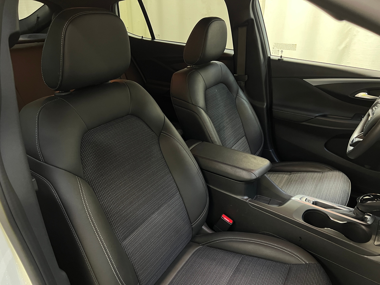 Thumbnail: 2025 Buick Envista - 2