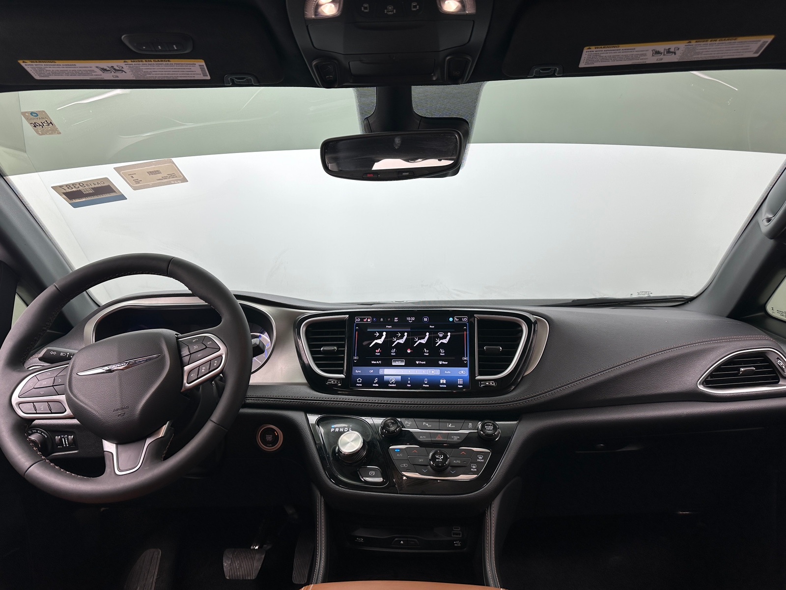 Thumbnail: 2024 Chrysler Pacifica - 2