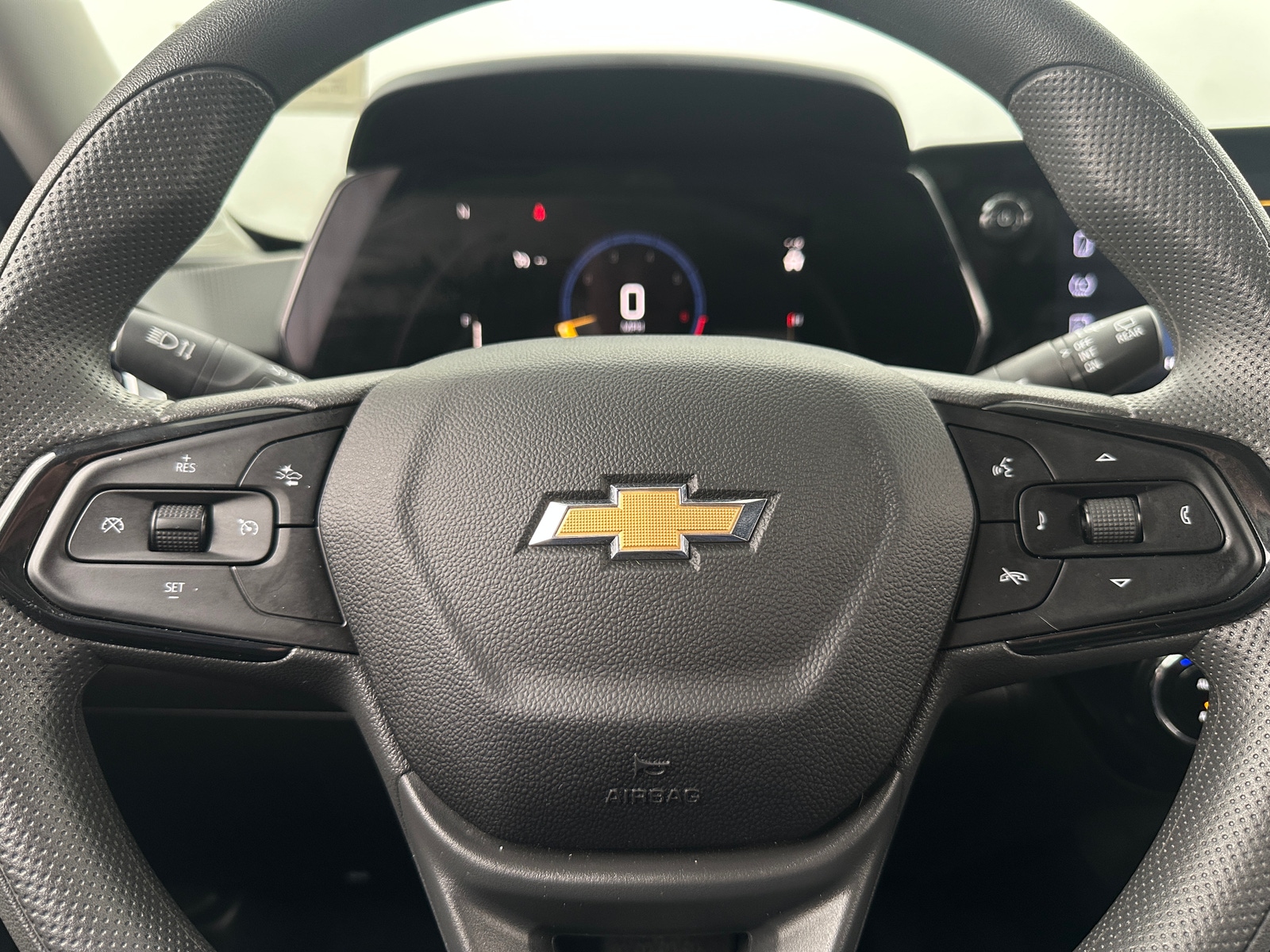 Thumbnail: 2025 Chevrolet Trax - 5