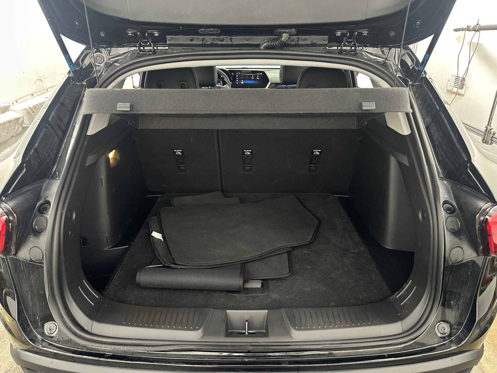 Thumbnail: 2025 Chevrolet Trax - 7