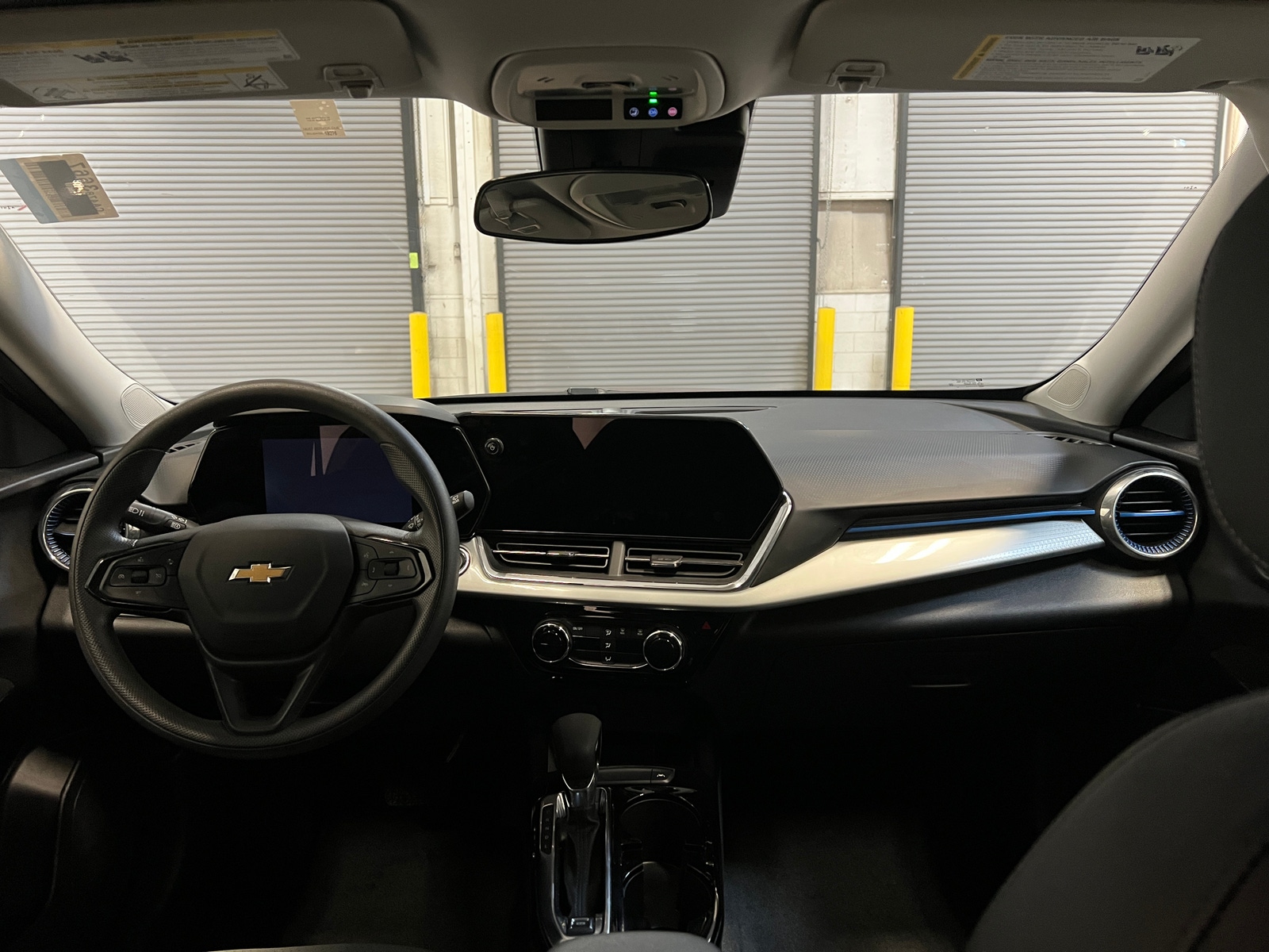 Thumbnail: 2025 Chevrolet Trax - 3