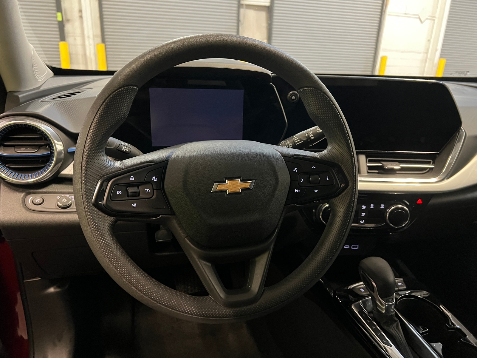 Thumbnail: 2025 Chevrolet Trax - 5