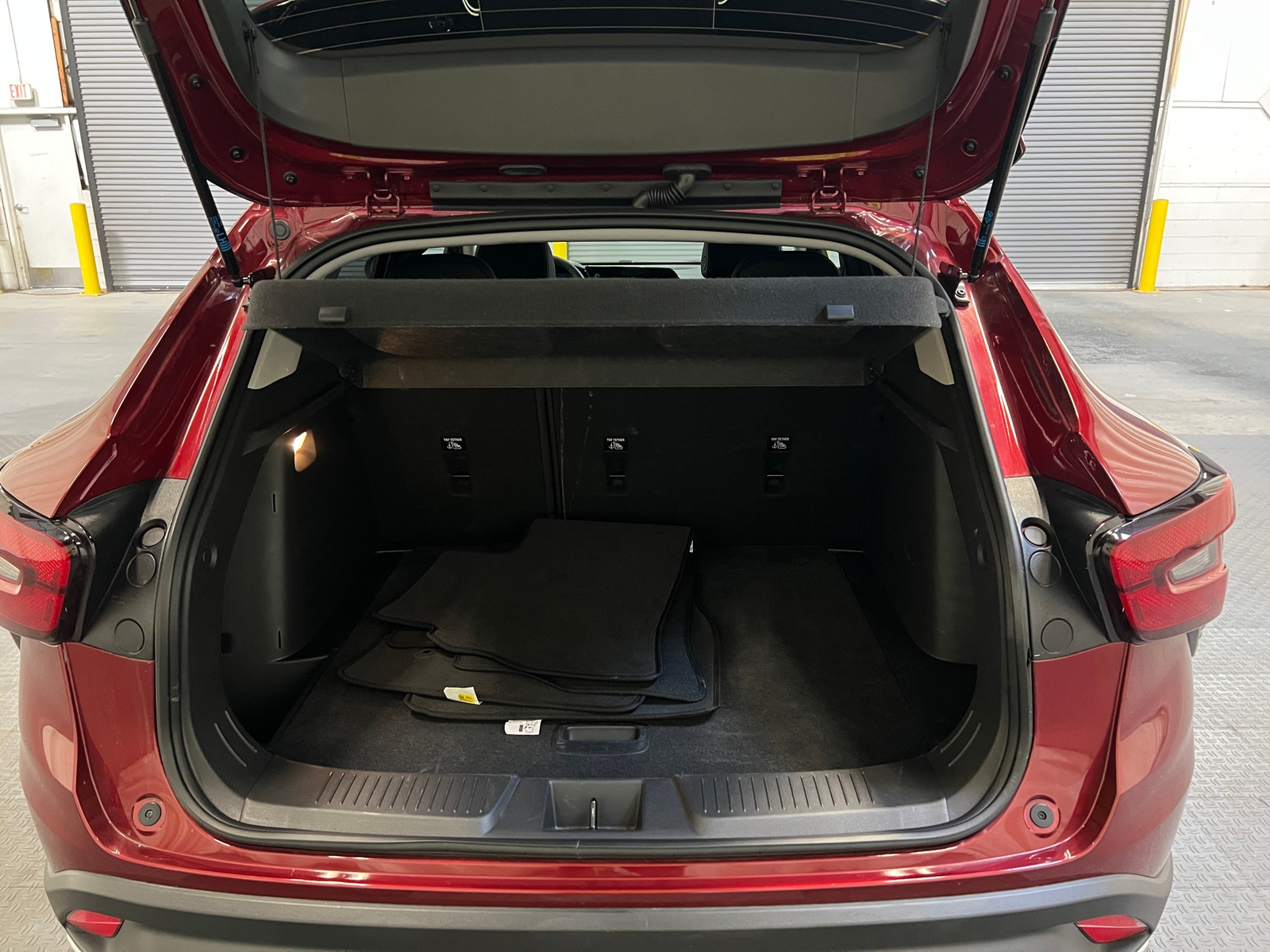 Thumbnail: 2025 Chevrolet Trax - 7