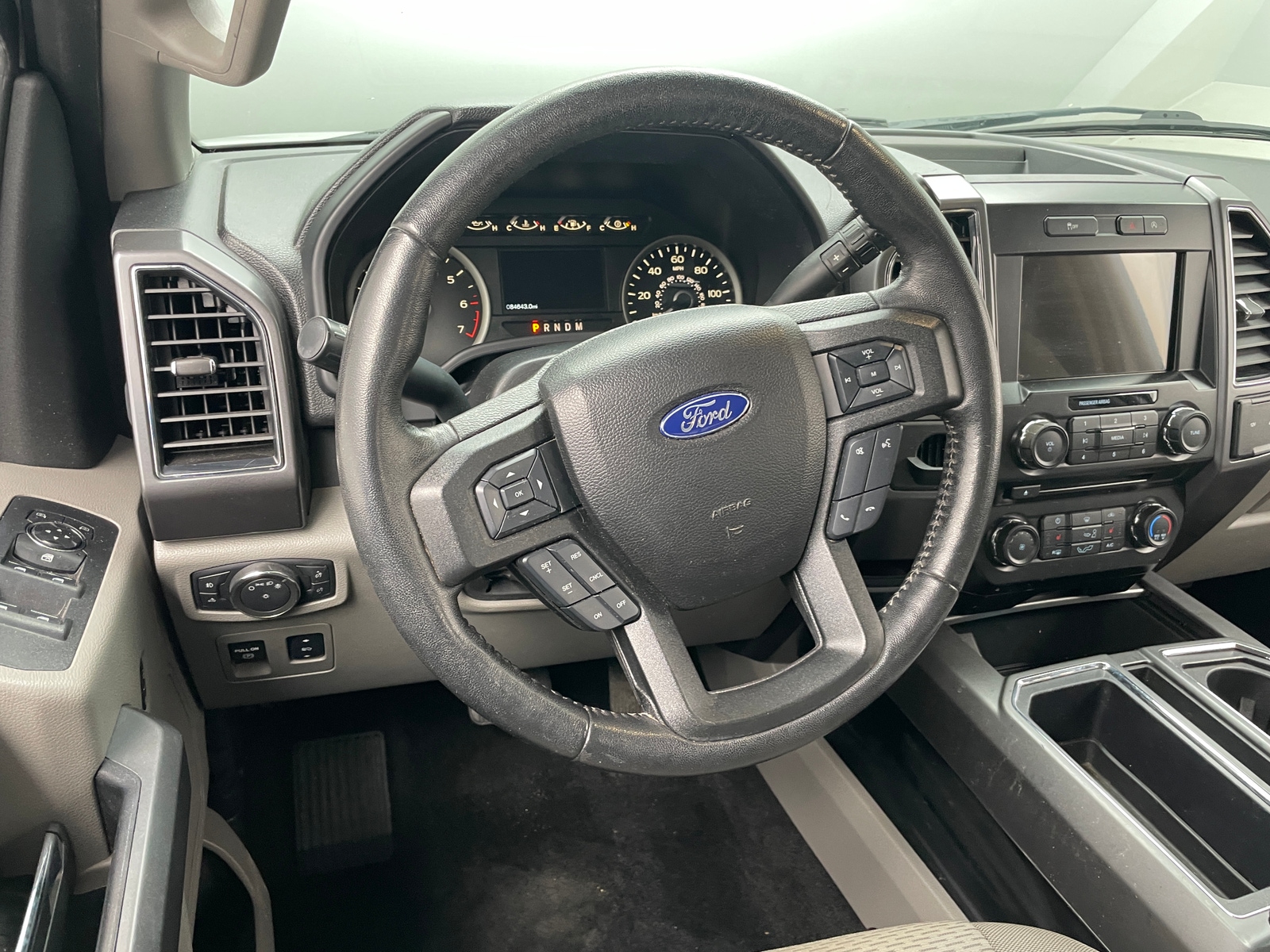 Thumbnail: 2018 Ford Econoline - 5